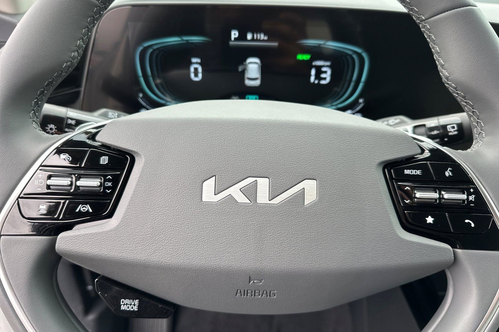 New 2026 Kia Niro EX image 24