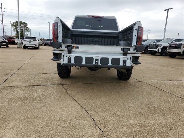 New 2026 GMC Sierra 2500 AT4 w/ AT4 Premium Plus Package image 8