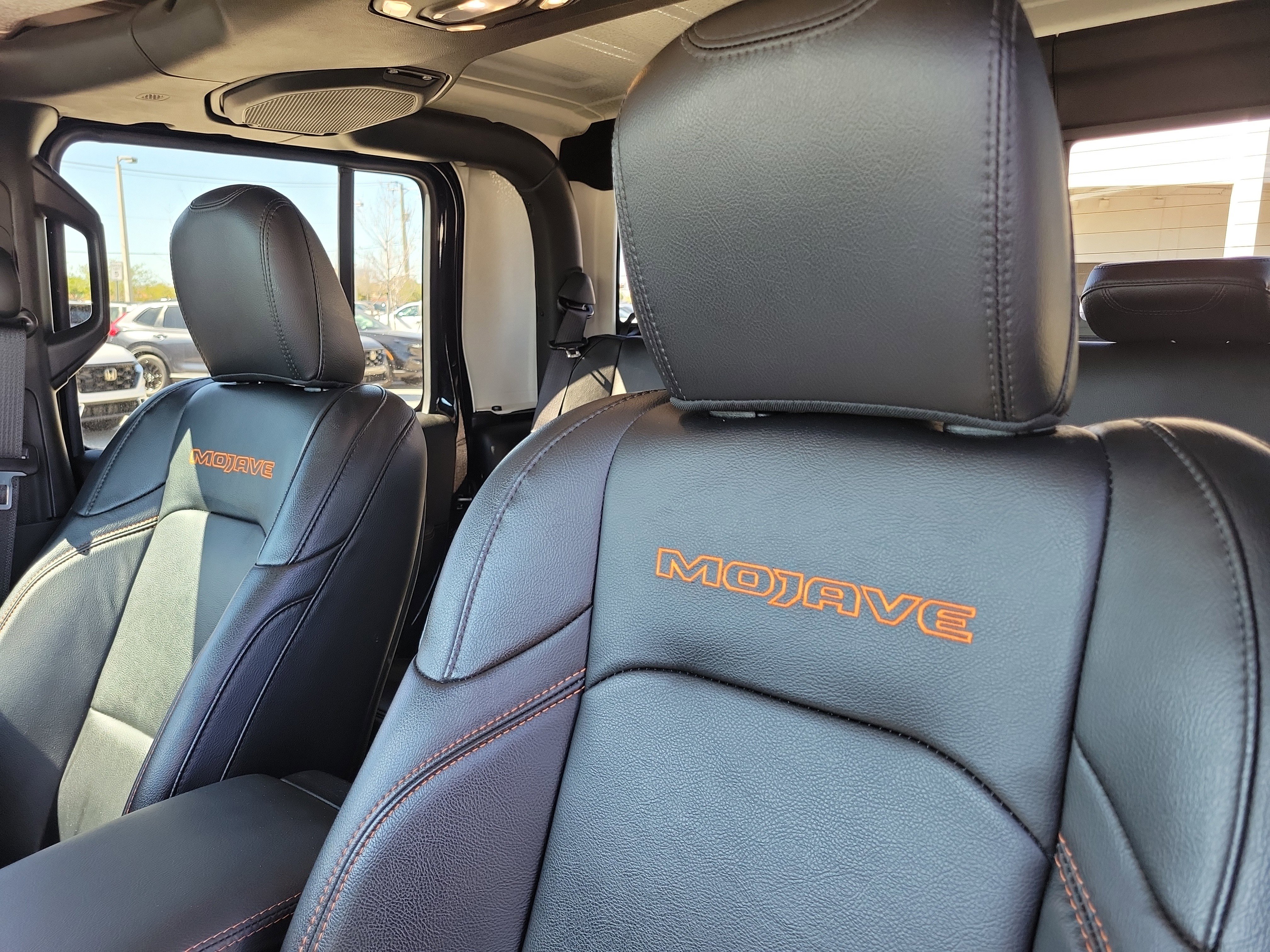 Used 2023 Jeep Gladiator Mojave w/ Cold Weather Group image 21