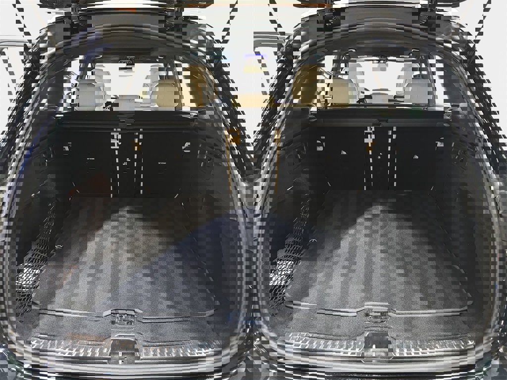 Used 2023 Mercedes-Benz GLC 300 4MATIC image 14