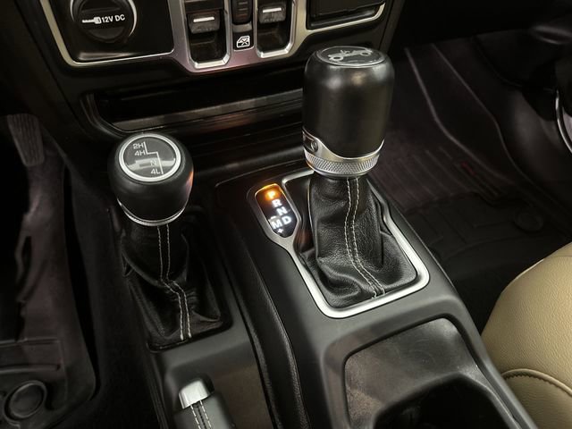 Used 2019 Jeep Wrangler Unlimited Sahara AWD/4WD image 24