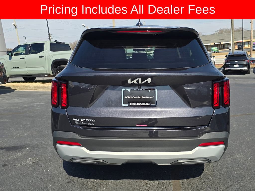 Certified 2025 Kia Sorento LX FWD image 4