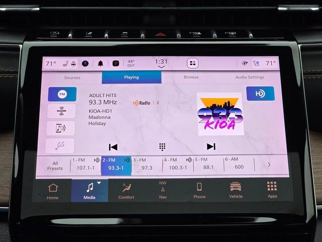 Certified 2022 Jeep Grand Cherokee Summit w/ Adv Protech Group IV AWD/4WD image 35