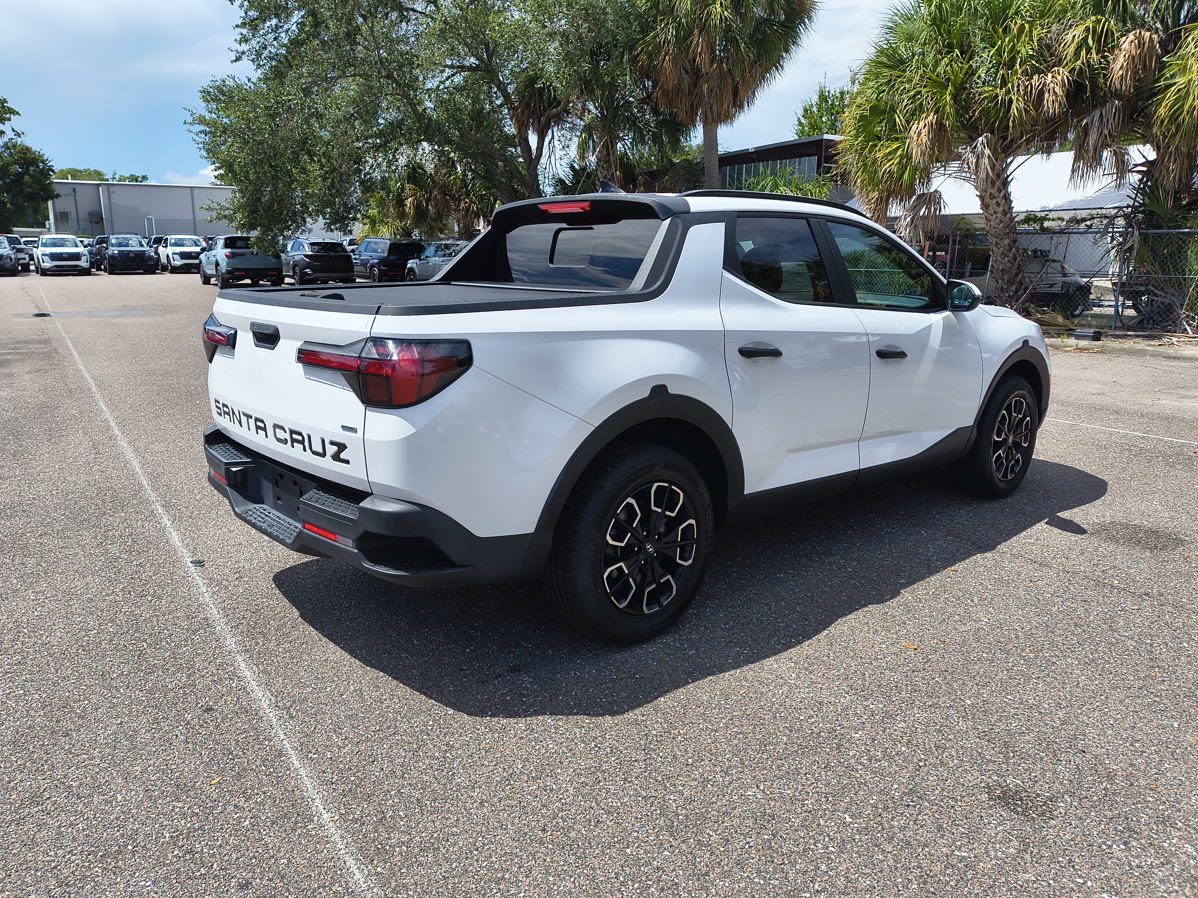 Certified 2023 Hyundai Santa Cruz SEL w/ Activity Package AWD/4WD image 6