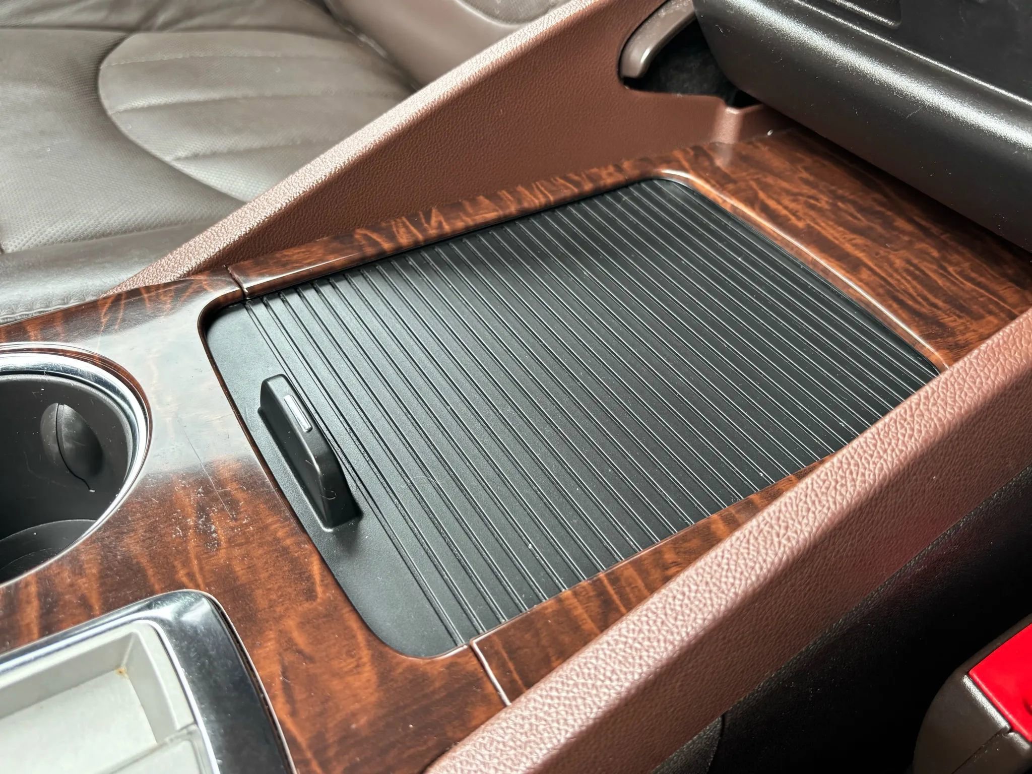 Used 2014 Buick Enclave Leather FWD image 38