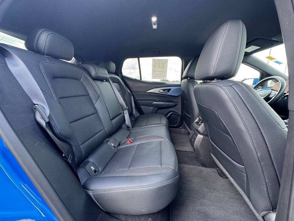 Used 2024 Chevrolet Equinox EV LT FWD image 34