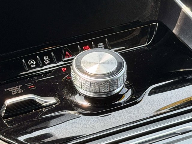 Used 2022 Jeep Wagoneer Series I AWD/4WD image 24