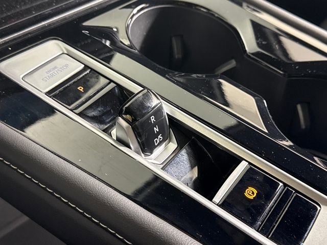 Used 2025 Volkswagen Atlas Cross Sport SEL Premium R-Line image 26