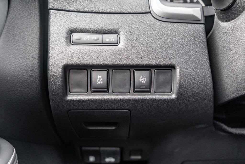 Used 2024 Nissan Murano SV w/ SV Midnight Edition Package image 20