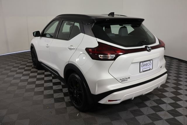 Used 2023 Nissan Kicks SR w/ SR Premium Package image 6