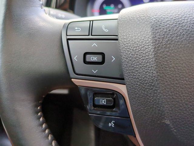 Used 2025 Toyota Crown Signia image 27