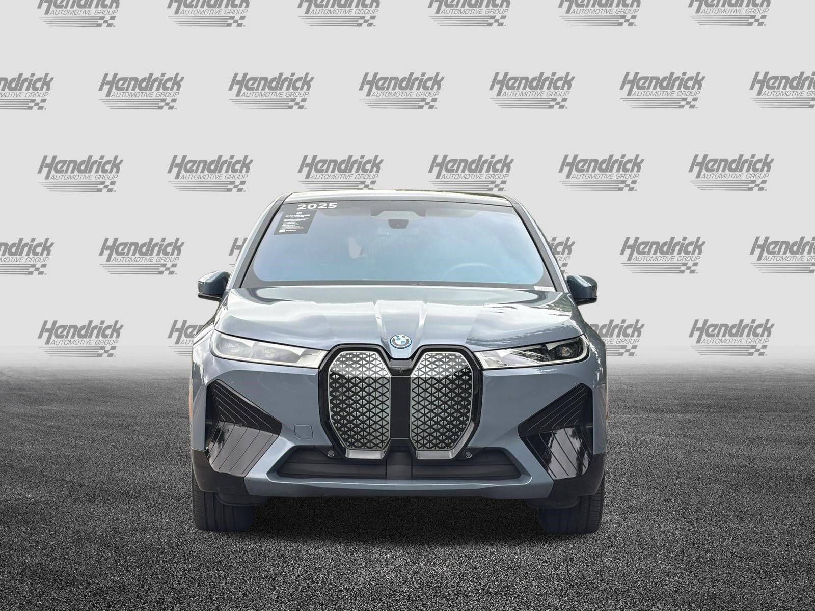 Certified 2025 BMW iX xDrive50 w/ Premium Package AWD/4WD image 10