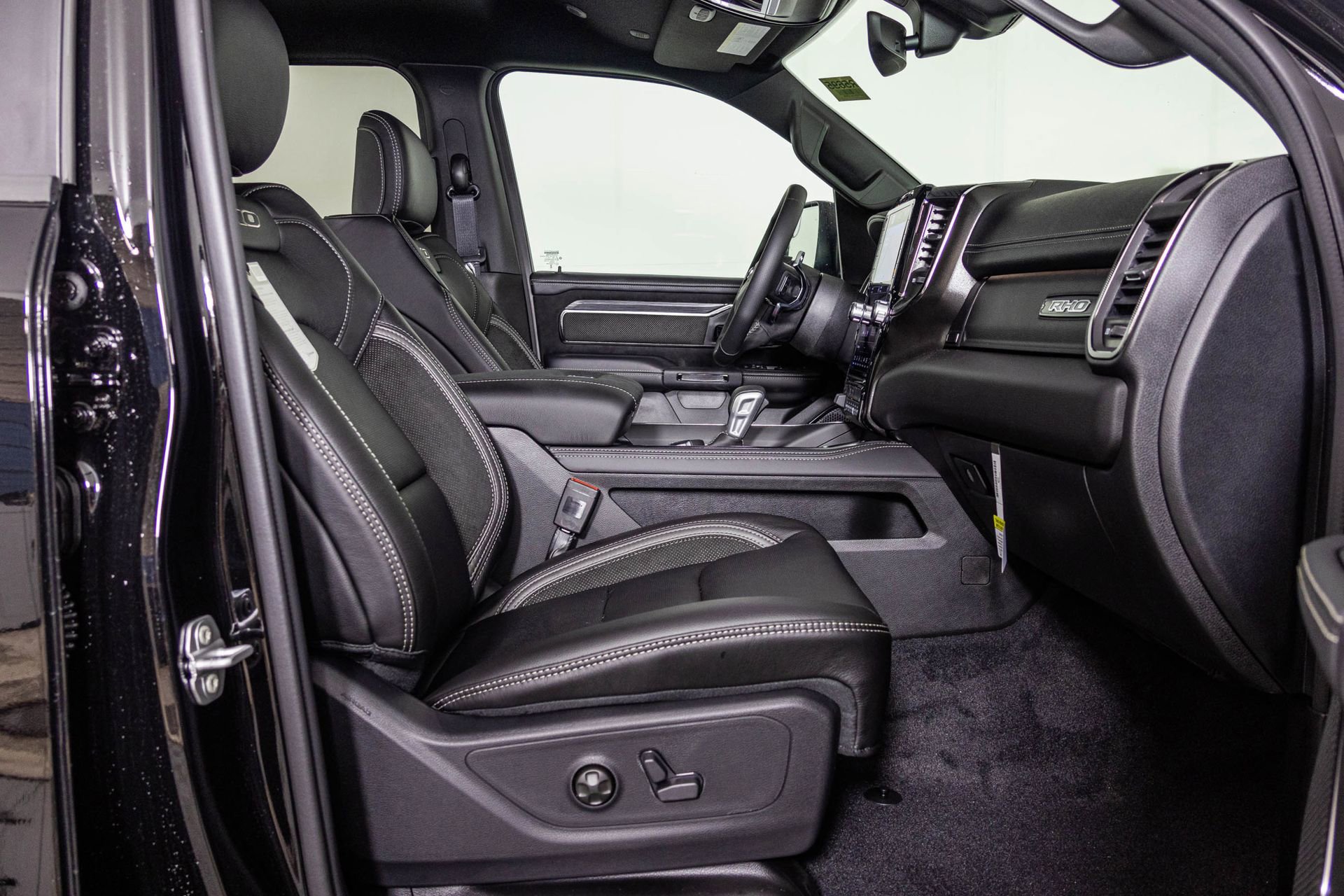 New 2026 RAM 1500 RHO AWD/4WD image 41