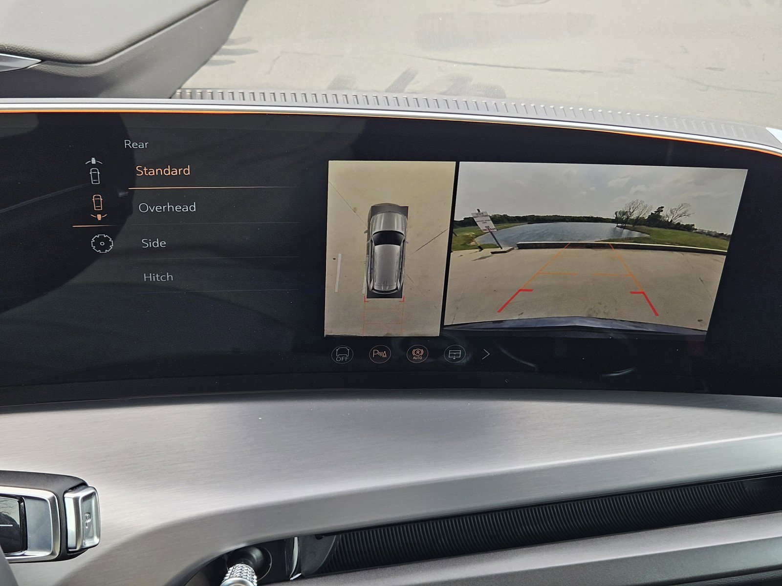 New 2026 Cadillac Vistiq Platinum AWD/4WD image 13