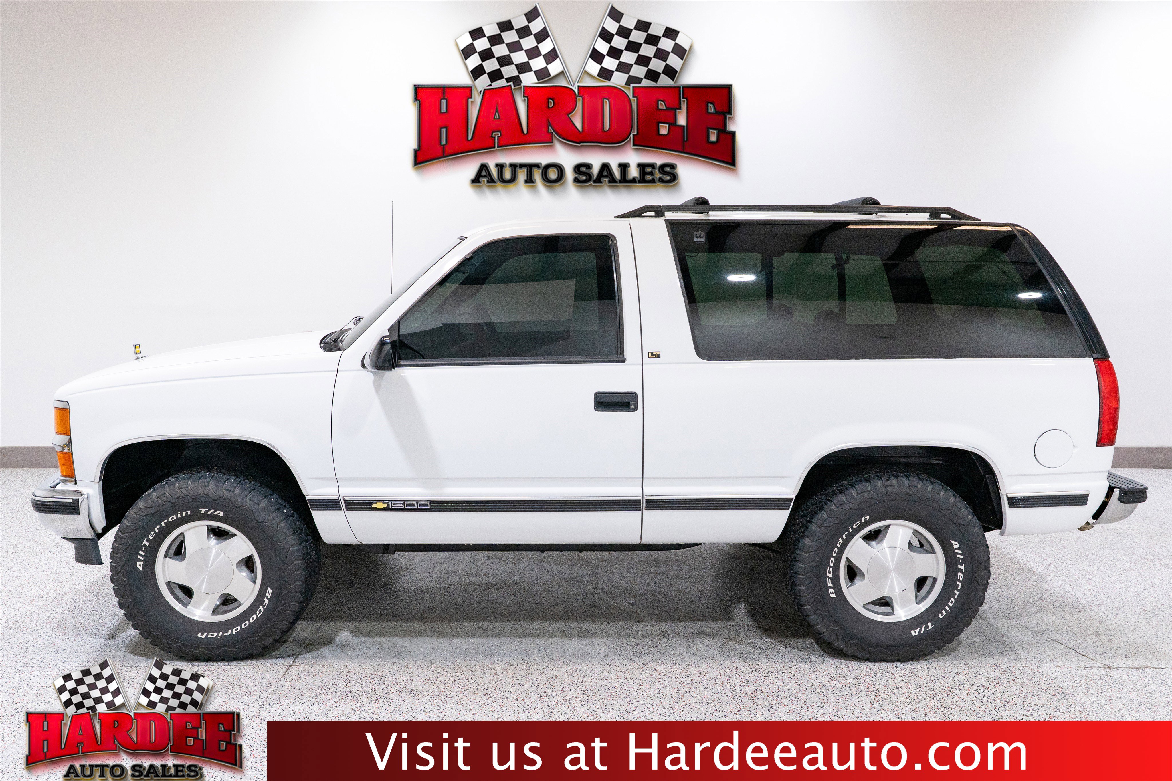 Used 1995 Chevrolet Tahoe 4WD 2-Door image 1