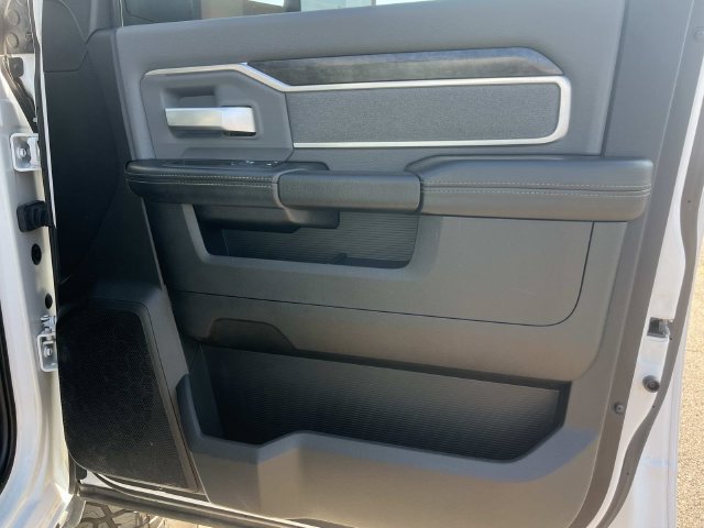 Used 2022 RAM 2500 Big Horn AWD/4WD image 23