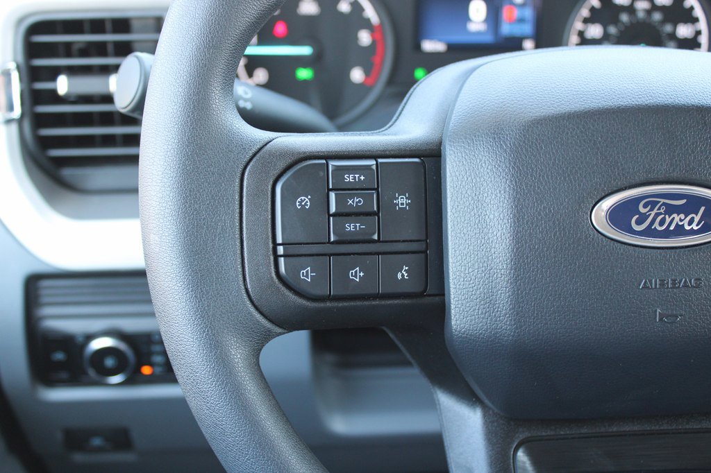 Used 2024 Ford F350 XL w/ XL Chrome Package image 22