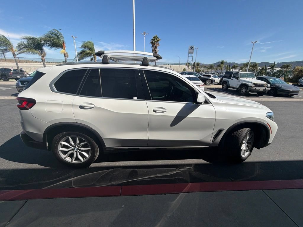Used 2023 BMW X5 xDrive40i w/ Premium Package AWD/4WD image 9