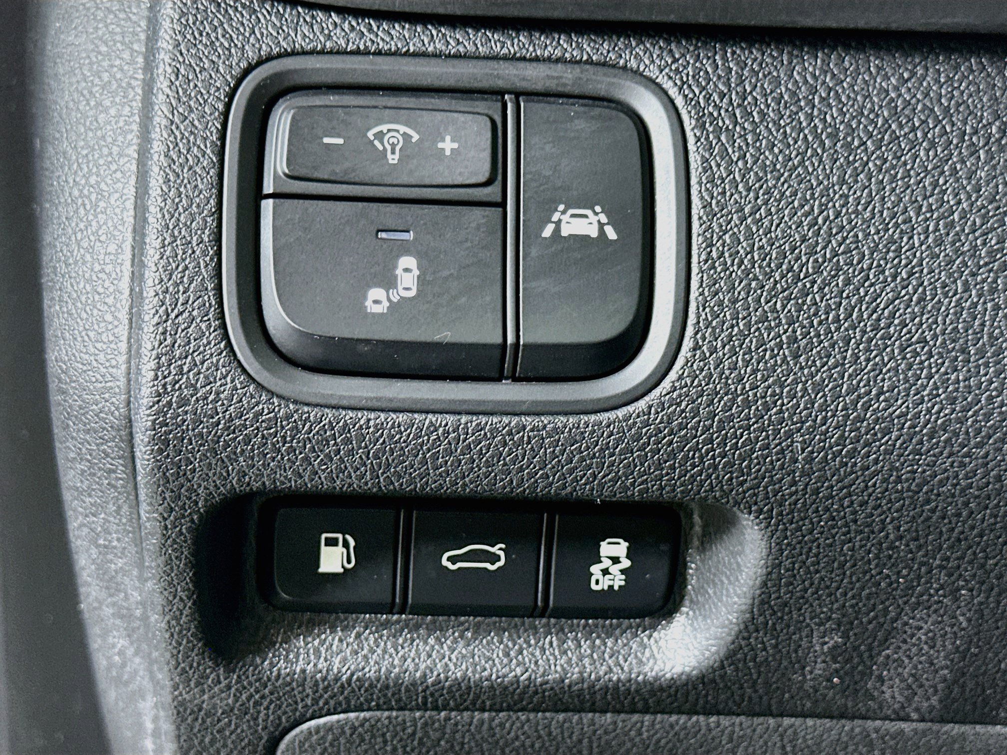 Used 2020 Kia Optima LX FWD image 17