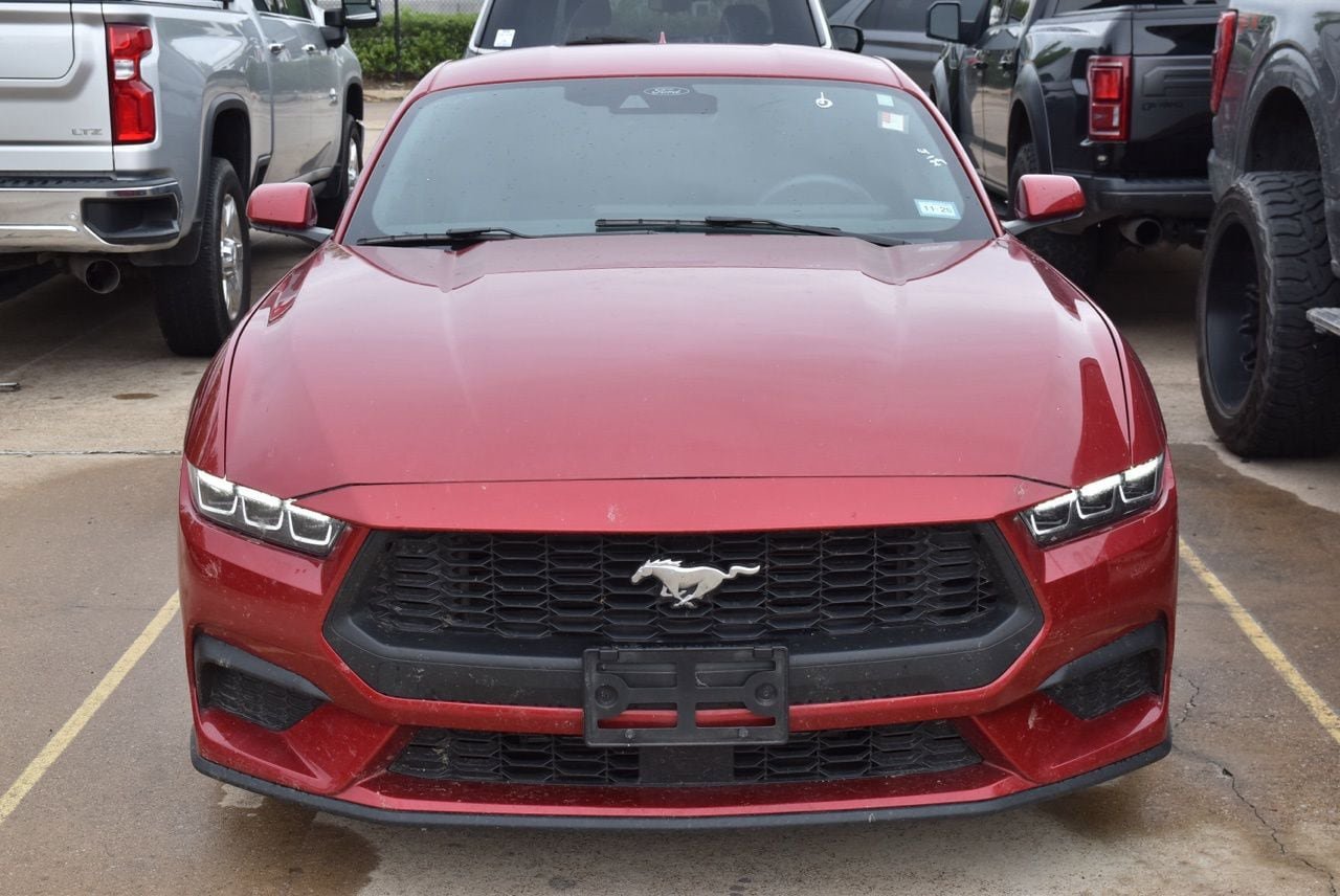Used 2024 Ford Mustang Premium RWD image 3