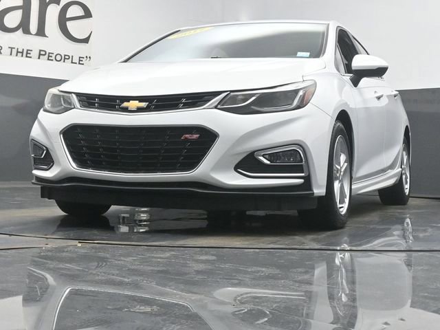 Used 2017 Chevrolet Cruze LT w/ Sun And Sound Package image 4