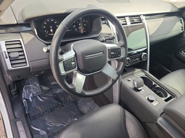 Used 2024 Land Rover Discovery S AWD/4WD image 27