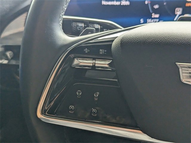 Used 2023 Cadillac Lyriq 2WD image 29