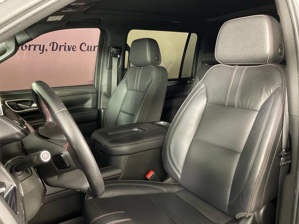 Used 2021 Chevrolet Suburban RST RWD image 14