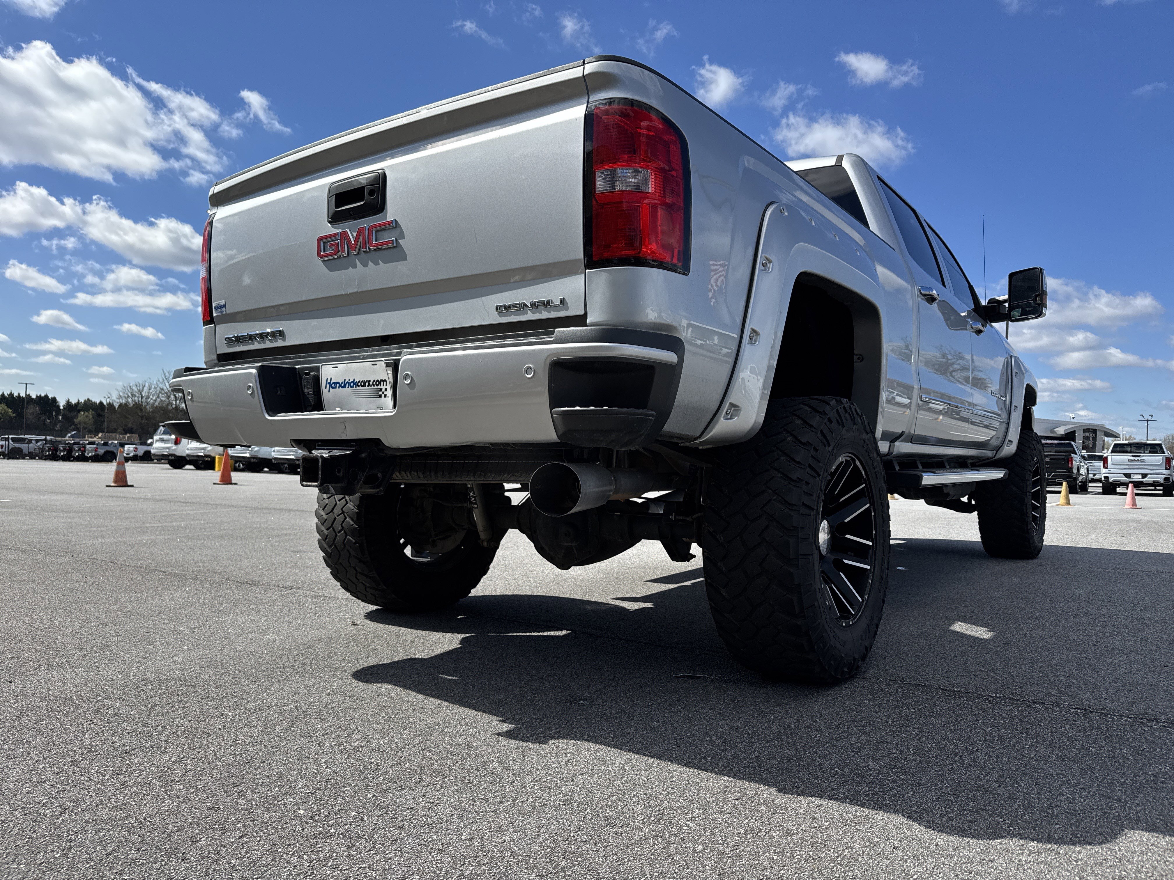 Used 2019 GMC Sierra 2500 Denali w/ Duramax Plus Package image 10