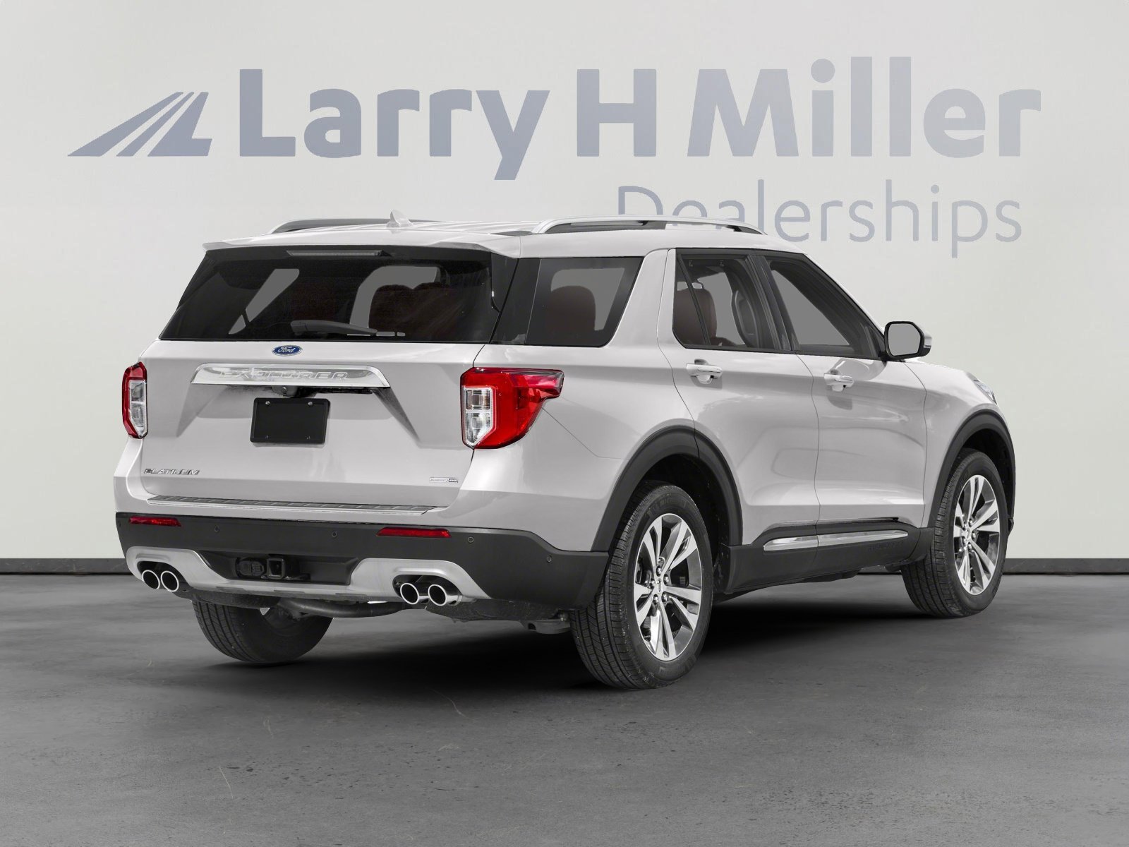 Used 2020 Ford Explorer Platinum w/ Premium Technology Package AWD/4WD image 2