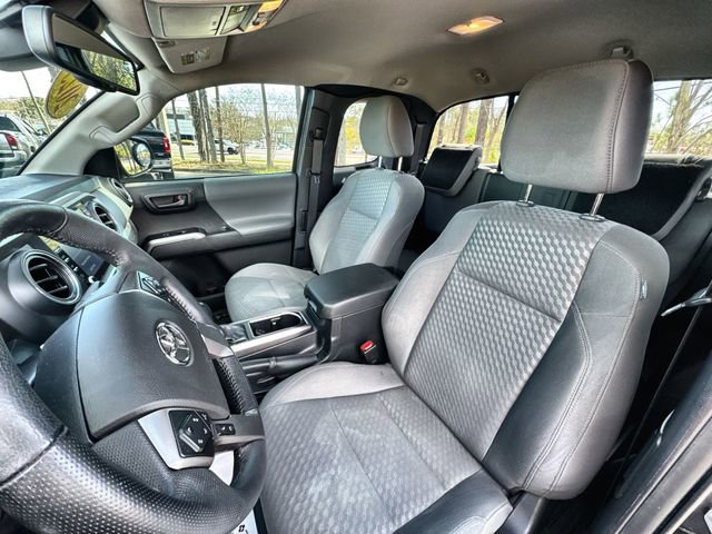 Used 2023 Toyota Tacoma SR5 w/ Technology Package image 20