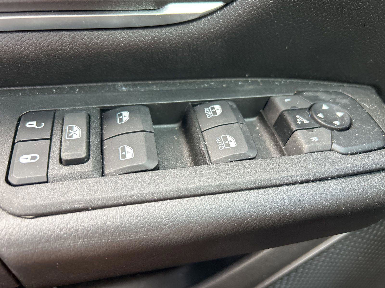 Certified 2025 RAM 1500 Big Horn image 14