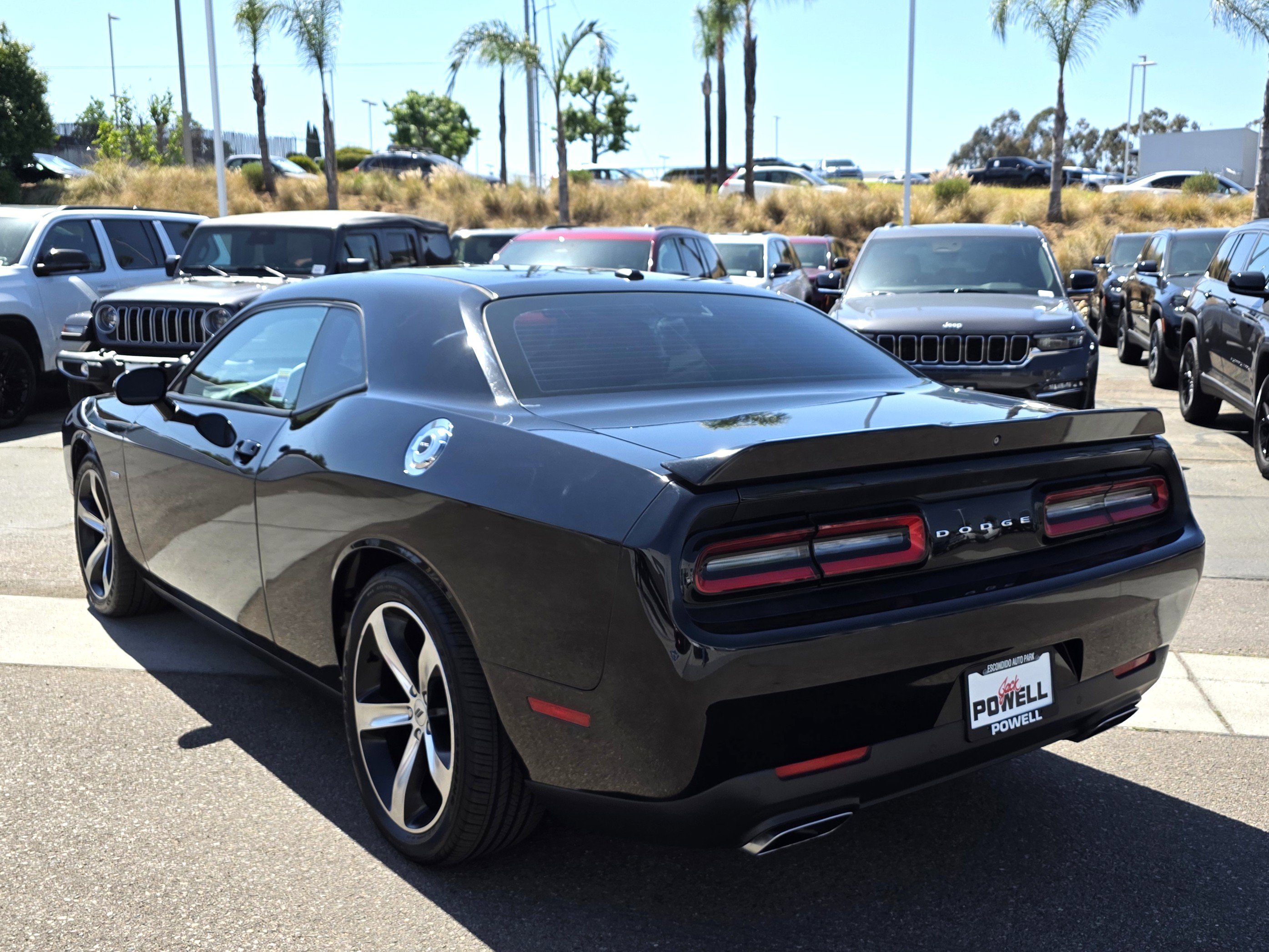 Used 2019 Dodge Challenger R/T w/ Driver Convenience Group RWD image 3