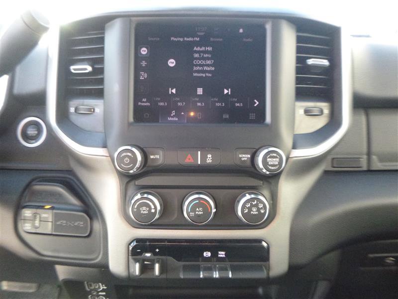 Used 2024 RAM 3500 Big Horn image 14