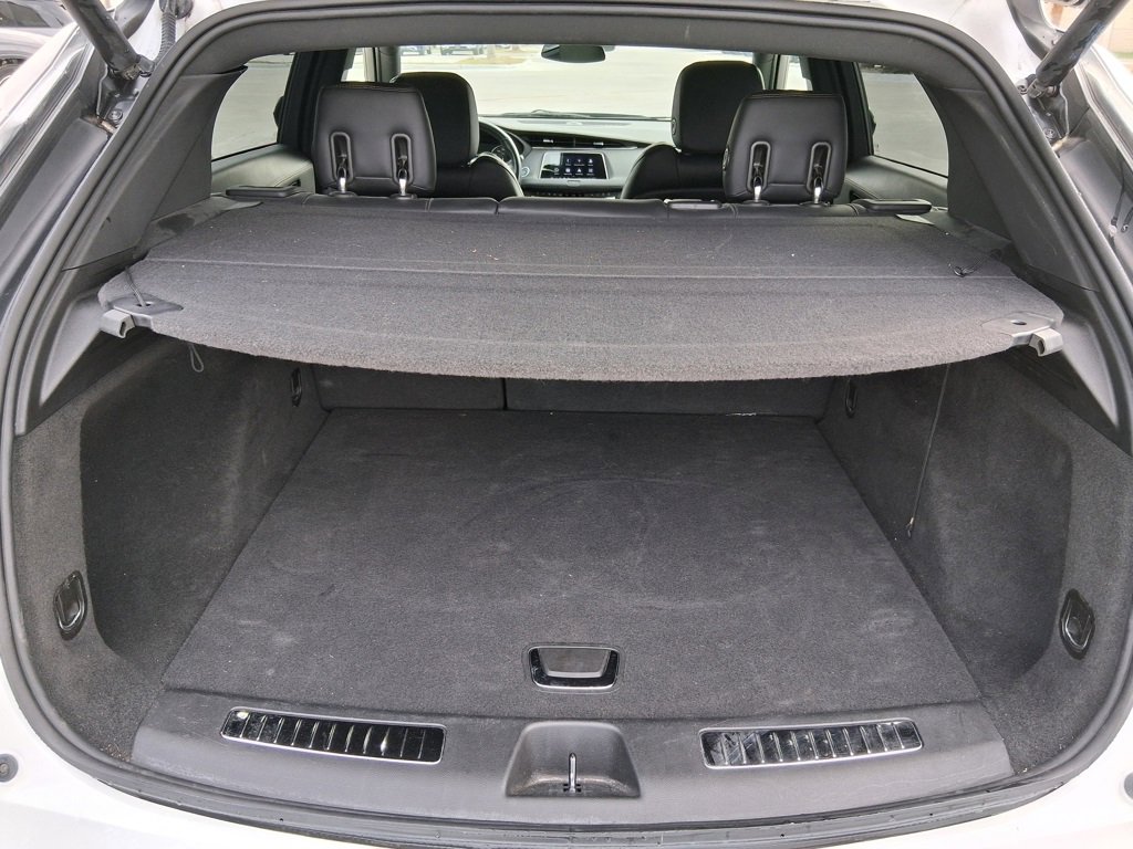 Used 2023 Cadillac XT4 Sport image 15