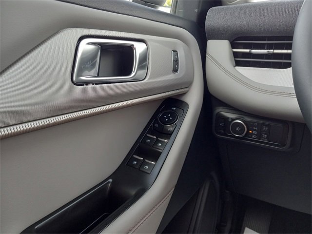 New 2026 Ford Explorer Active image 26