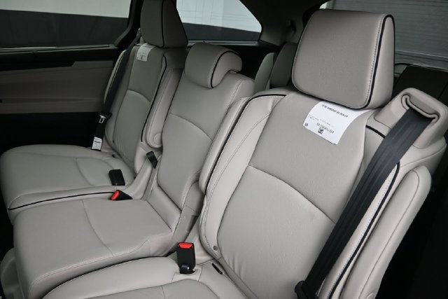 New 2027 Honda Odyssey Touring image 14