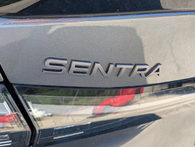 New 2027 Nissan Sentra SR w/ SR All Weather Package FWD image 5