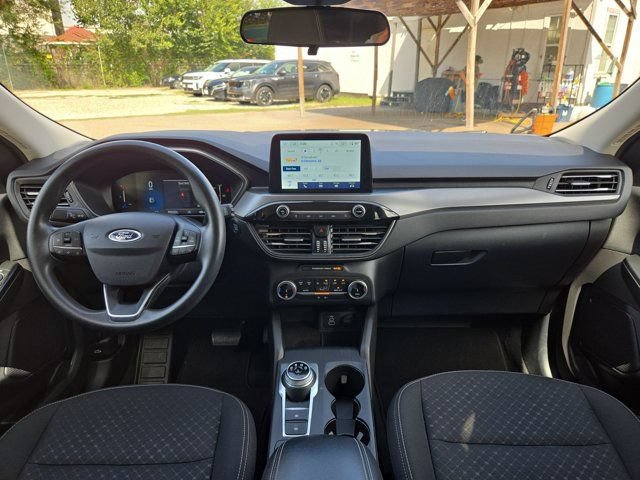 Used 2025 Ford Escape Active AWD/4WD image 21