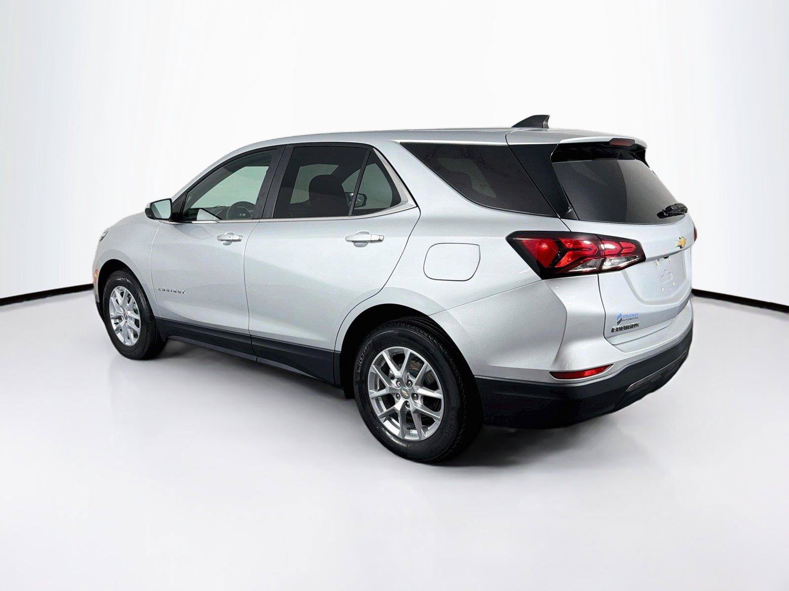 Used 2022 Chevrolet Equinox LT FWD image 9