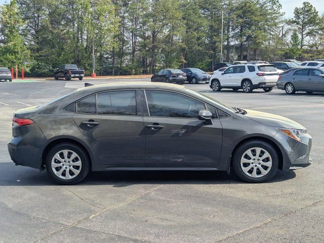 Used 2025 Toyota Corolla LE image 8