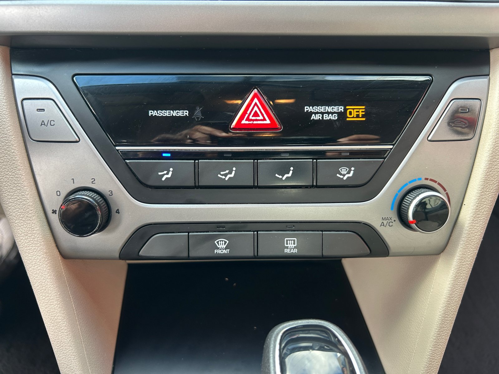 Used 2018 Hyundai Elantra SEL w/ Cargo Package FWD image 22
