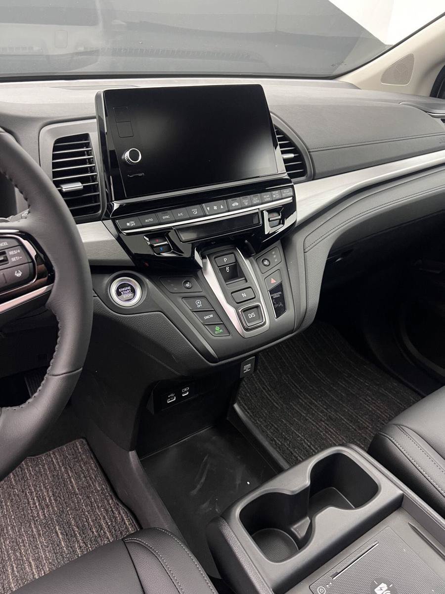 New 2027 Honda Odyssey EX-L image 5