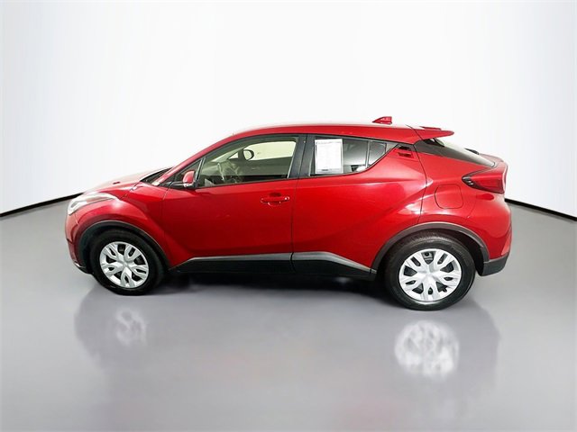 Used 2020 Toyota C-HR LE image 4