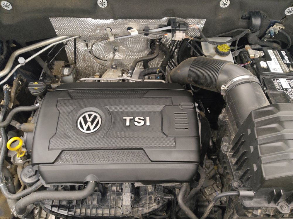 Used 2021 Volkswagen Atlas Cross Sport SE FWD image 30