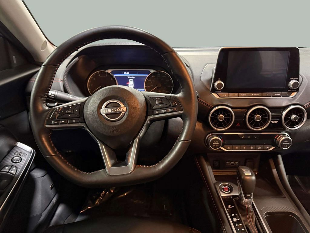 Used 2024 Nissan Sentra SR w/ SR Premium Package image 19