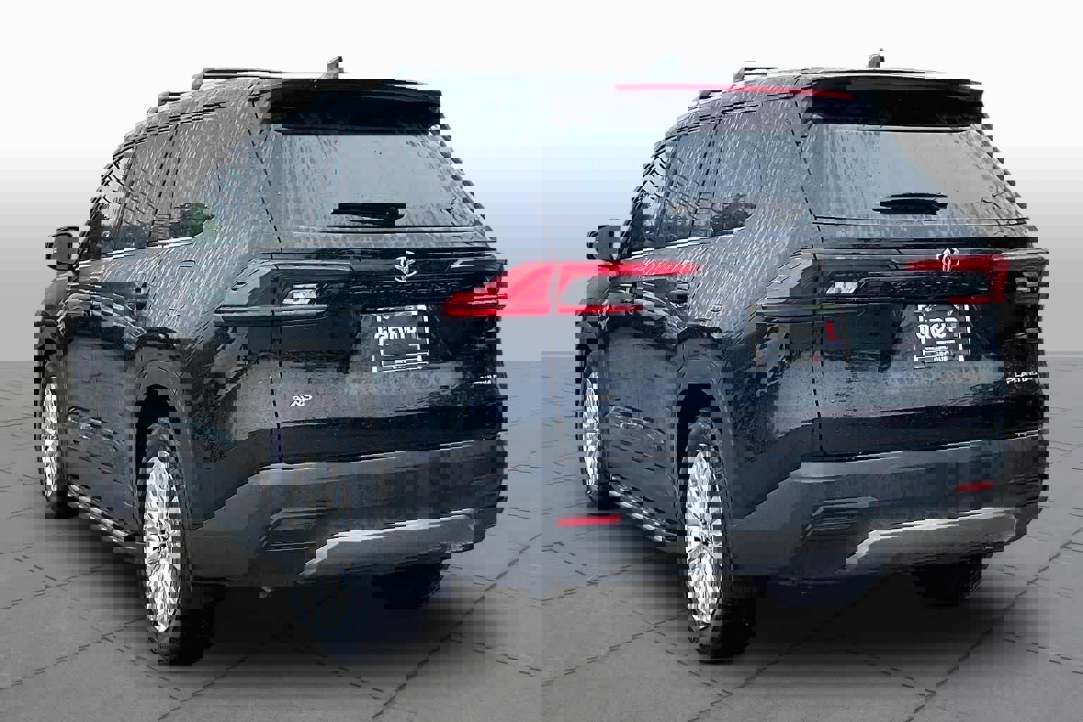 Used 2025 Toyota Grand Highlander AWD image 12