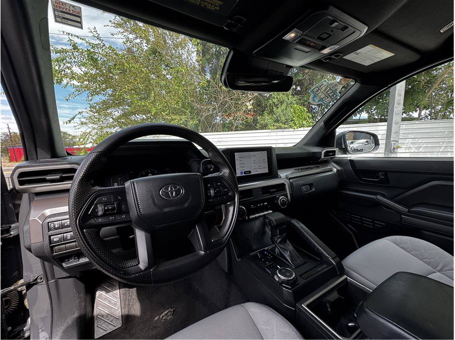 Used 2024 Toyota Tacoma SR5 AWD/4WD image 2