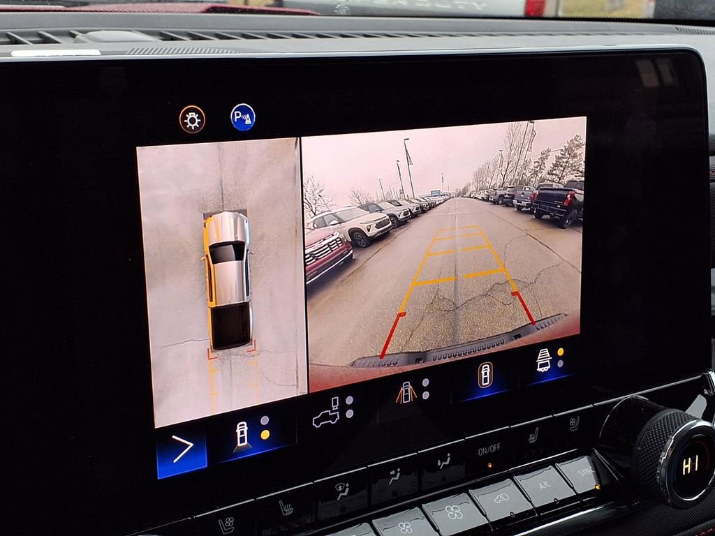 Used 2024 Chevrolet Colorado Z71 w/ Z71 Convenience Package 2 image 23