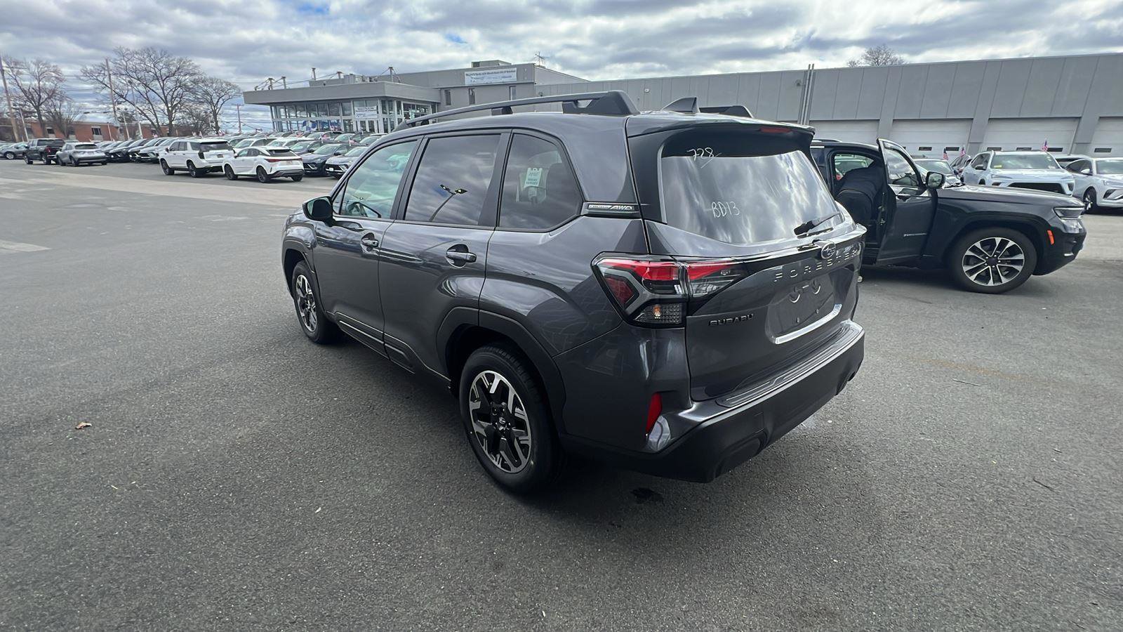 New 2026 Subaru Forester Premium AWD/4WD image 5